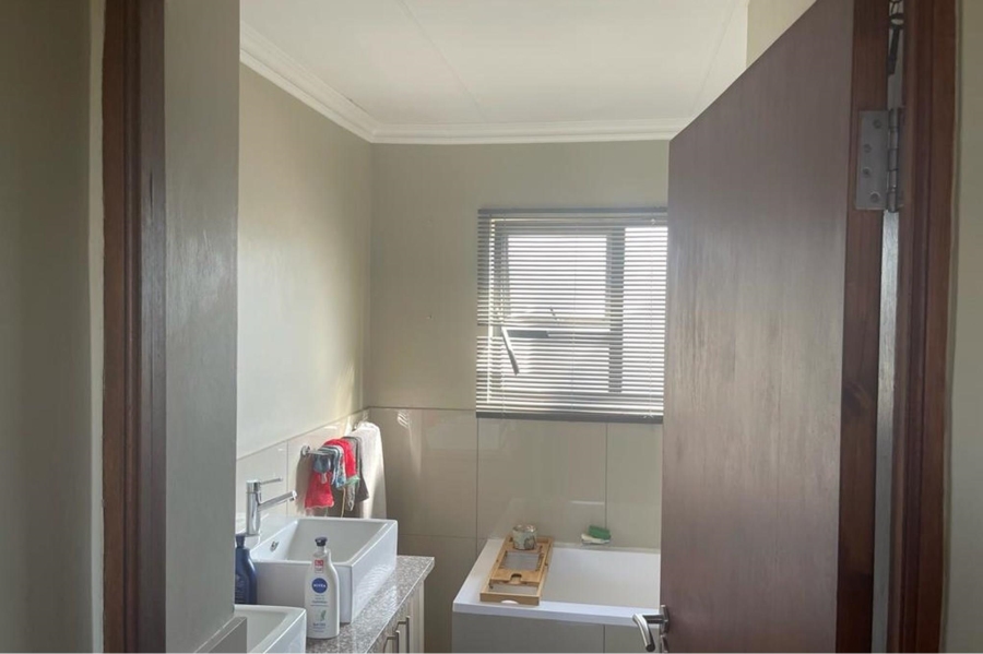 3 Bedroom Property for Sale in Ben Fleur Mpumalanga