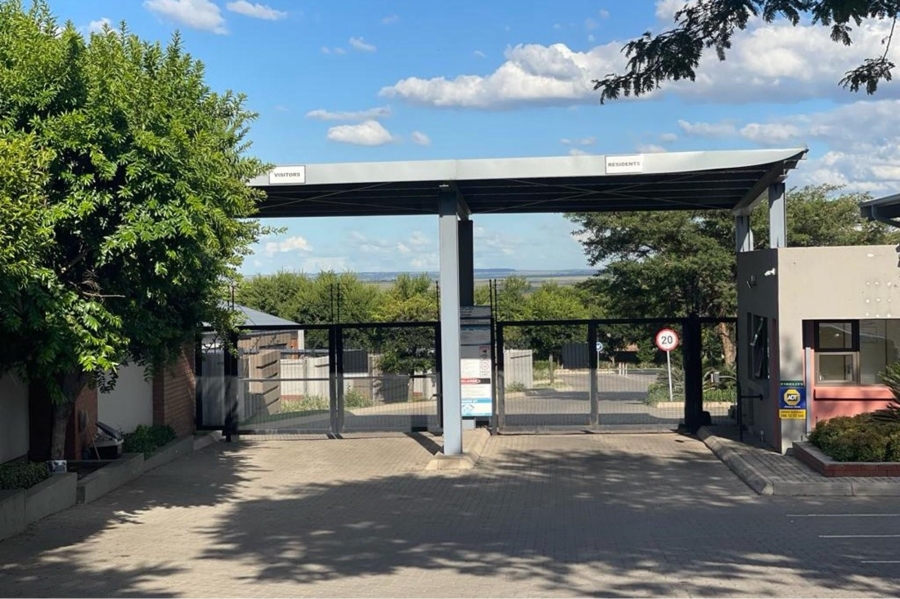 3 Bedroom Property for Sale in Ben Fleur Mpumalanga