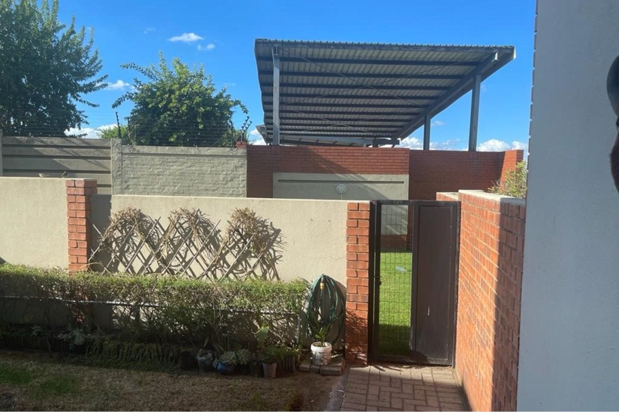 3 Bedroom Property for Sale in Ben Fleur Mpumalanga