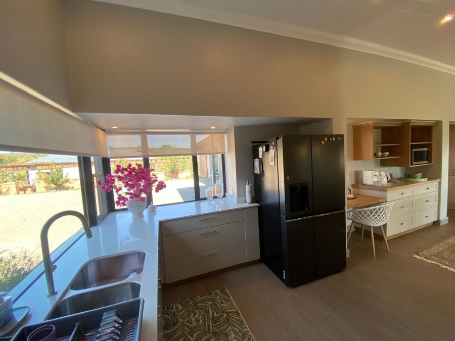 4 Bedroom Property for Sale in White River Estates Mpumalanga