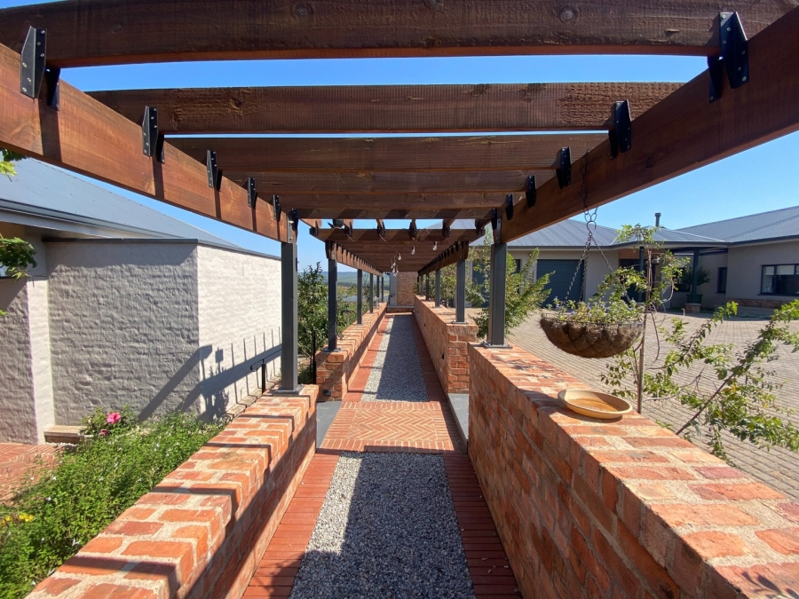 4 Bedroom Property for Sale in White River Estates Mpumalanga