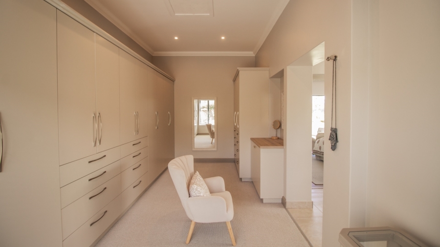 4 Bedroom Property for Sale in White River Estates Mpumalanga