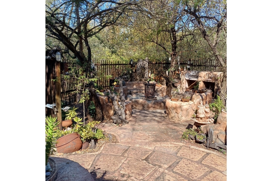2 Bedroom Property for Sale in Marloth Park Mpumalanga