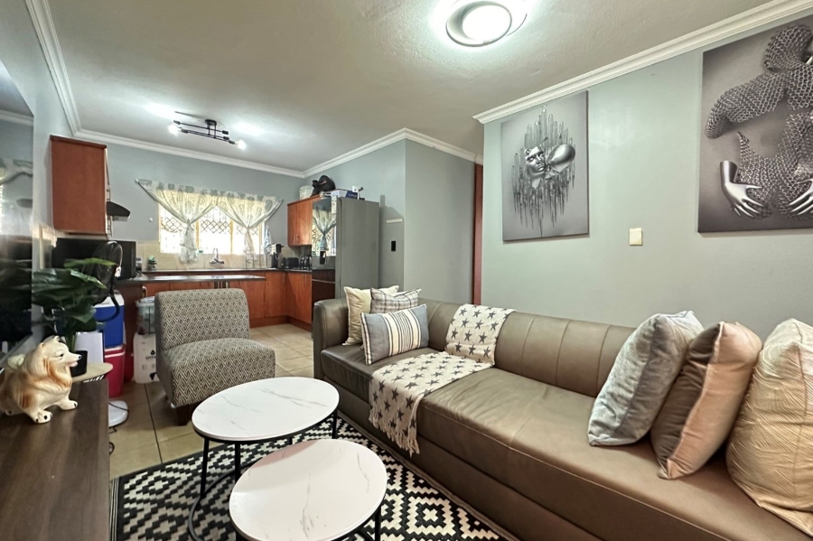 To Let 3 Bedroom Property for Rent in West Acres Mpumalanga