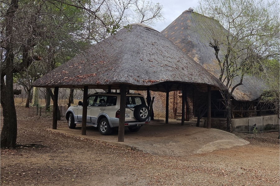 4 Bedroom Property for Sale in Marloth Park Mpumalanga