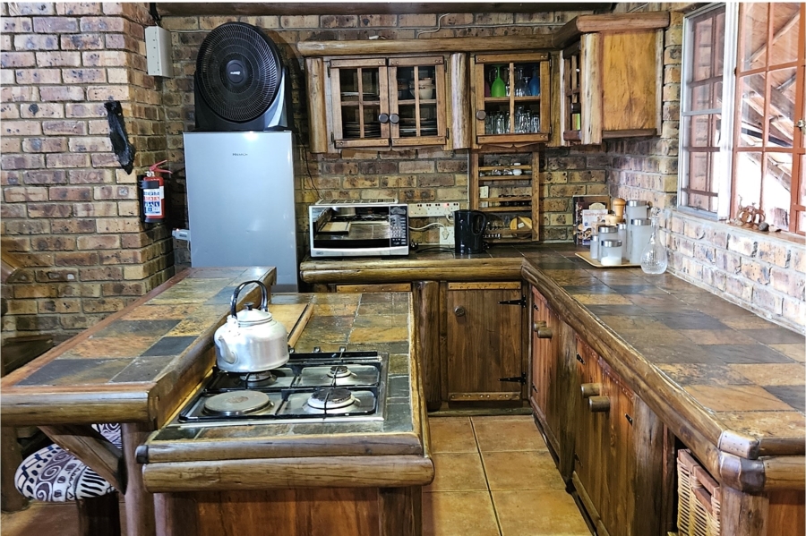 4 Bedroom Property for Sale in Marloth Park Mpumalanga