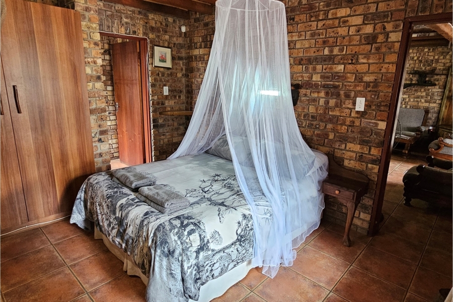 4 Bedroom Property for Sale in Marloth Park Mpumalanga