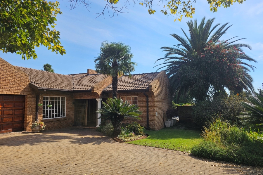 3 Bedroom Property for Sale in Aerorand Mpumalanga