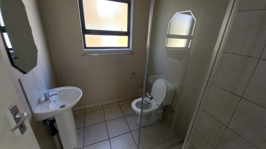 To Let 2 Bedroom Property for Rent in Terra Nova Mpumalanga