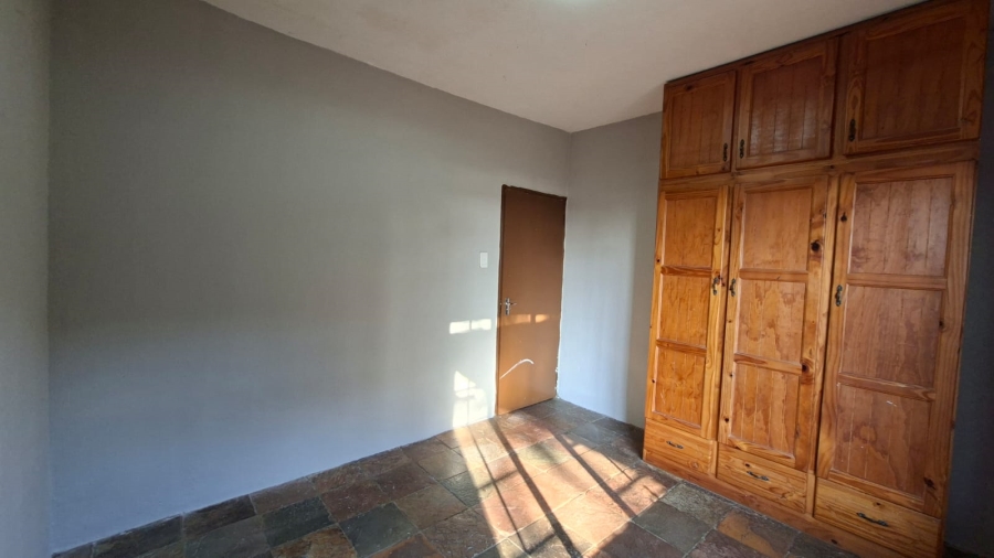 To Let 2 Bedroom Property for Rent in West Acres Mpumalanga