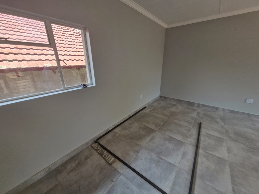 To Let Commercial Property for Rent in Del Judor Mpumalanga