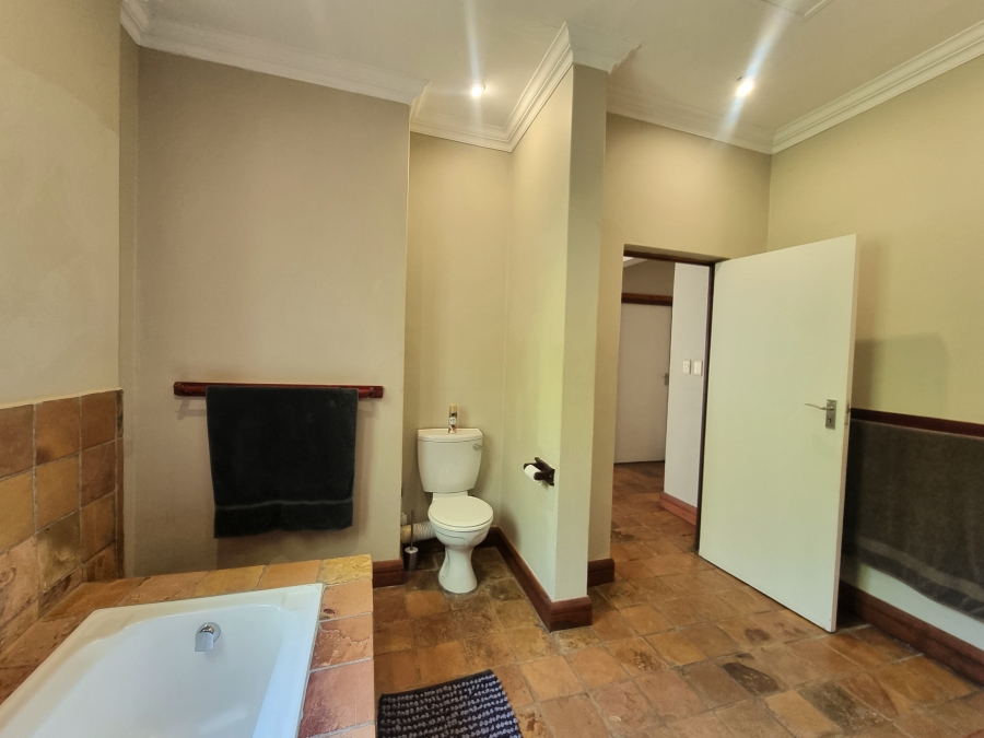 3 Bedroom Property for Sale in Nelspruit Ext 6 Mpumalanga