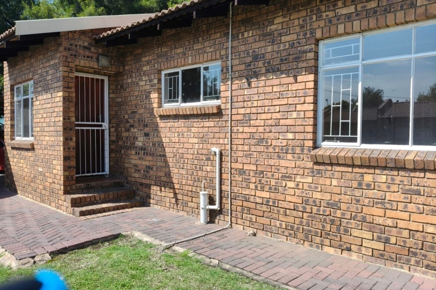 To Let 2 Bedroom Property for Rent in Trichardt Mpumalanga