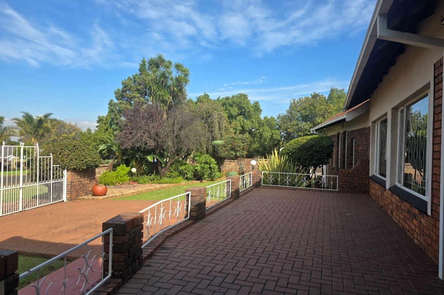 3 Bedroom Property for Sale in Dennesig Mpumalanga