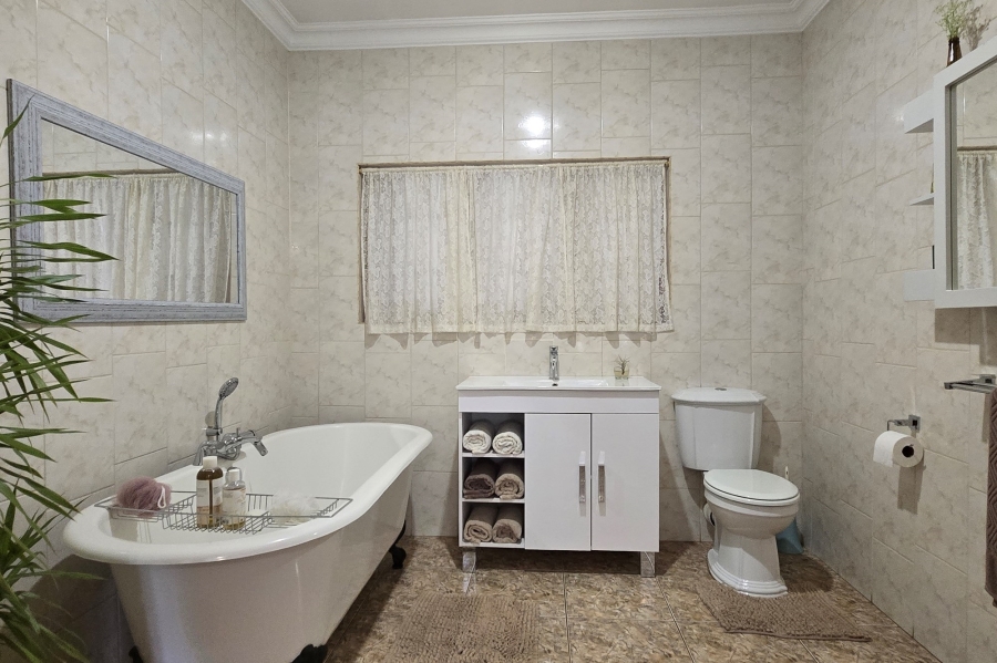 4 Bedroom Property for Sale in Gholfsig Mpumalanga