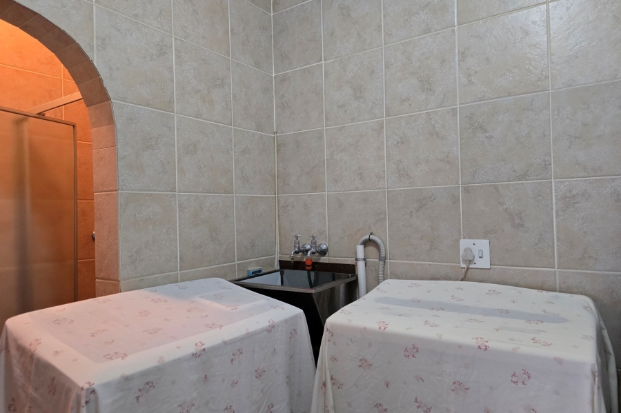 4 Bedroom Property for Sale in Gholfsig Mpumalanga