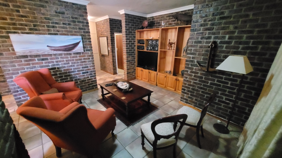 3 Bedroom Property for Sale in West Acres Mpumalanga
