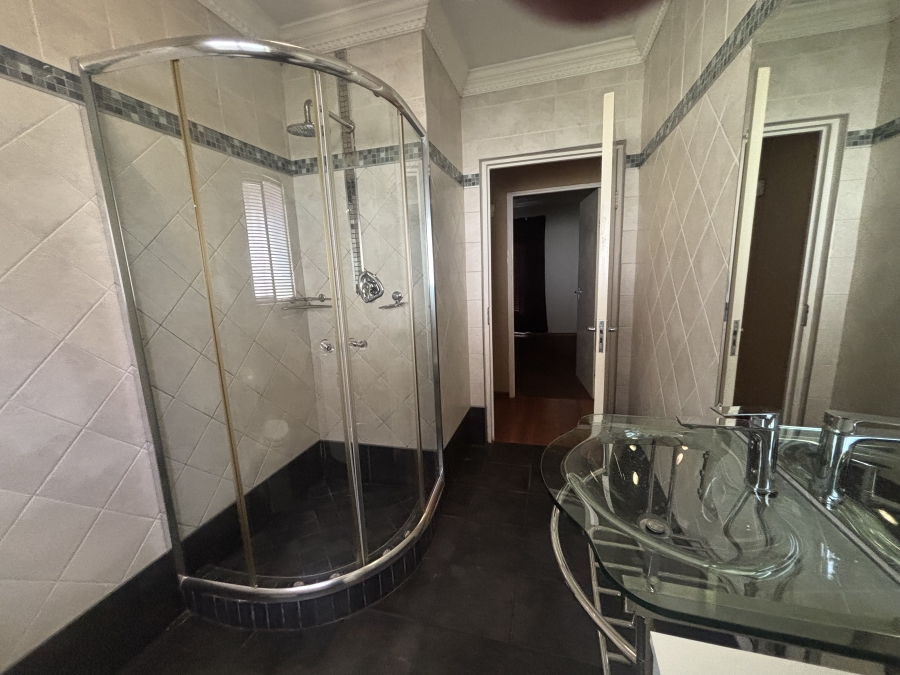 5 Bedroom Property for Sale in Ben Fleur Mpumalanga