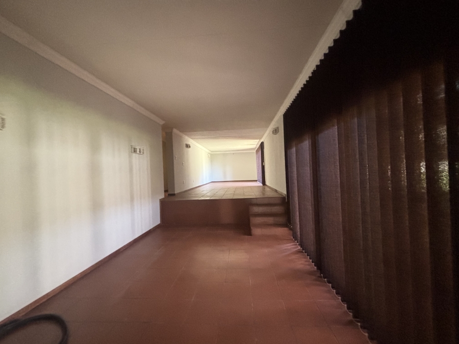 5 Bedroom Property for Sale in Ben Fleur Mpumalanga