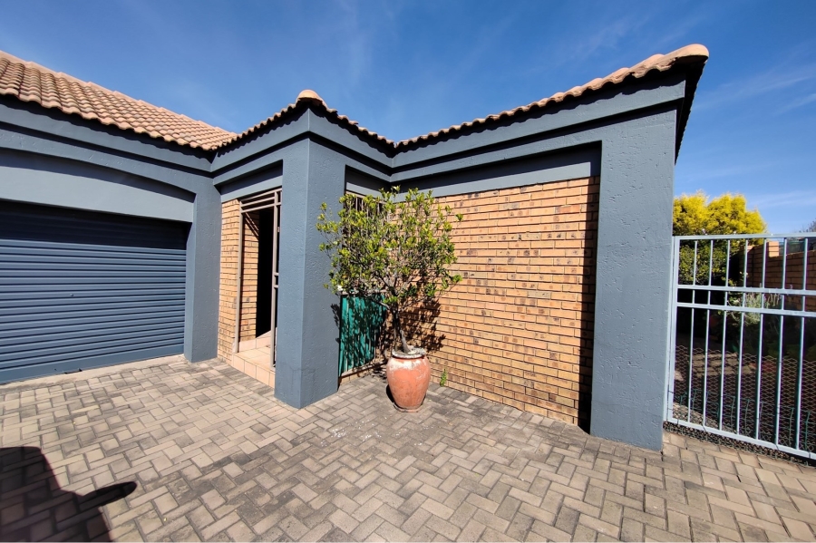 3 Bedroom Property for Sale in Aerorand Mpumalanga