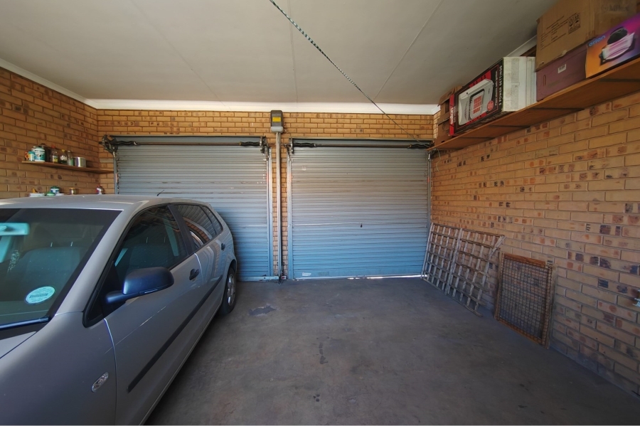 3 Bedroom Property for Sale in Aerorand Mpumalanga