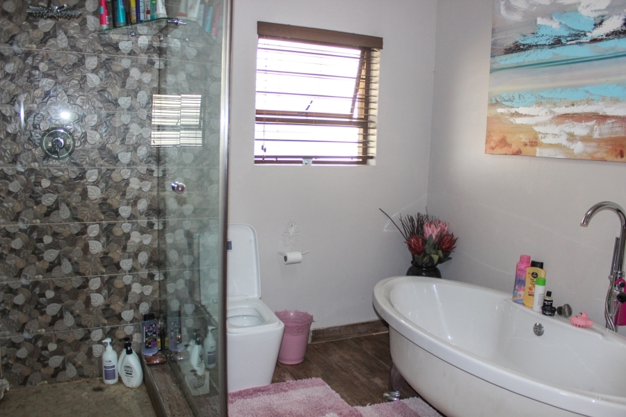 4 Bedroom Property for Sale in Aerorand South Mpumalanga