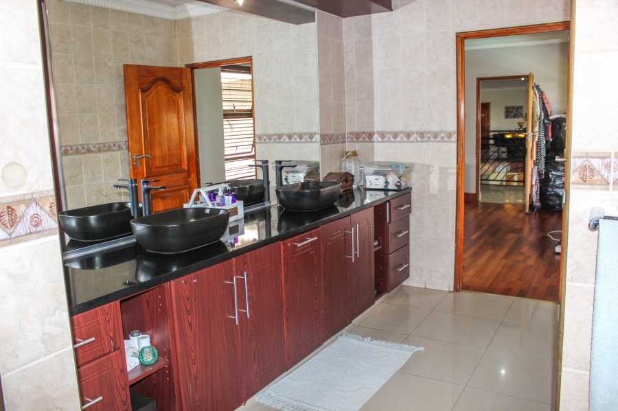 4 Bedroom Property for Sale in Aerorand South Mpumalanga