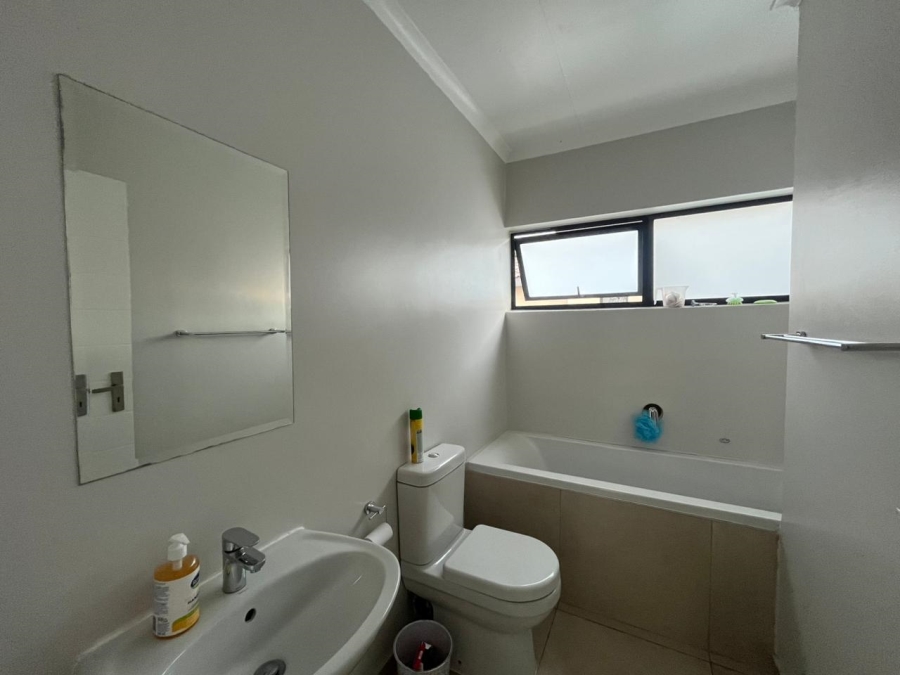 To Let 3 Bedroom Property for Rent in Nelspruit Ext 37 Mpumalanga