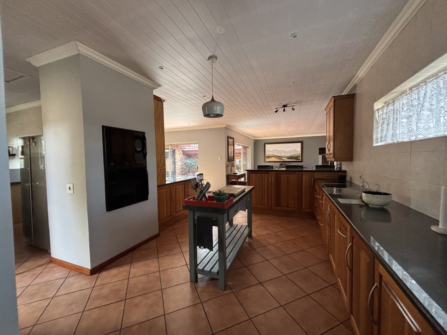 4 Bedroom Property for Sale in Die Heuwel Mpumalanga