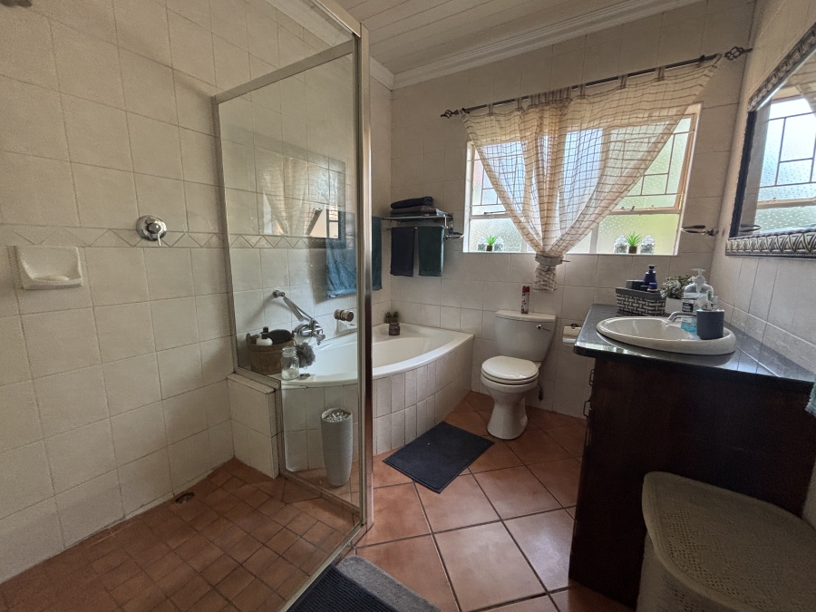 4 Bedroom Property for Sale in Die Heuwel Mpumalanga