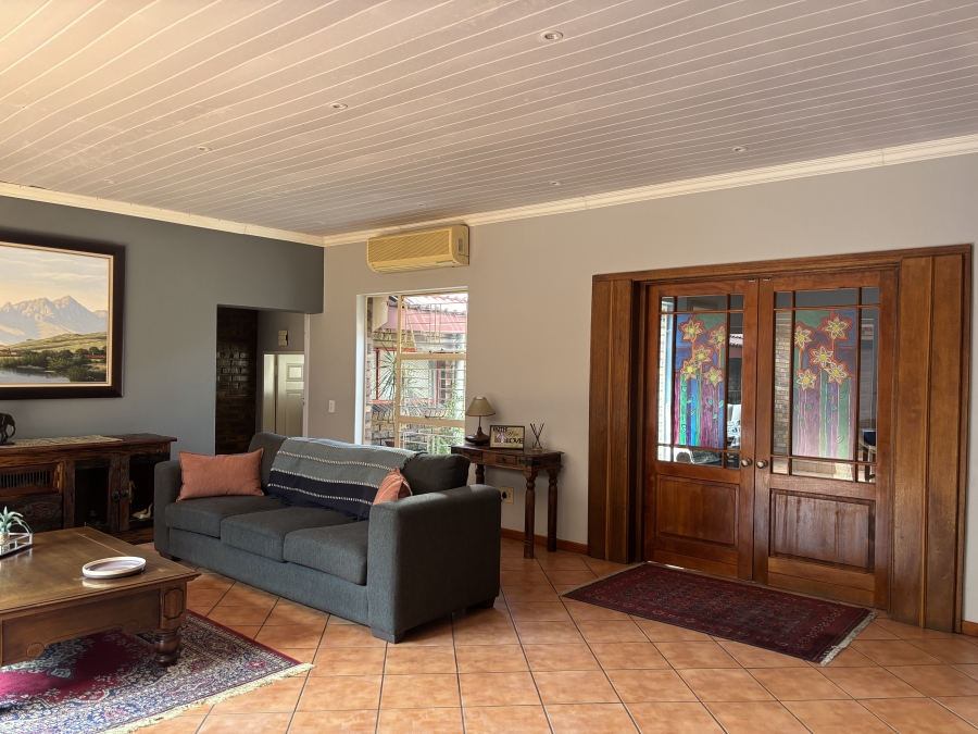 4 Bedroom Property for Sale in Die Heuwel Mpumalanga