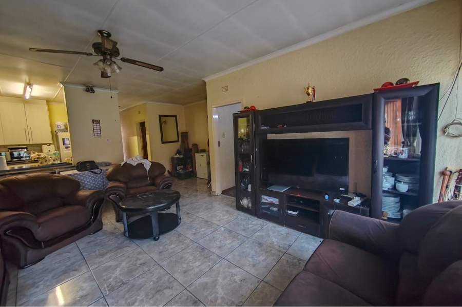 2 Bedroom Property for Sale in Middelburg Central Mpumalanga