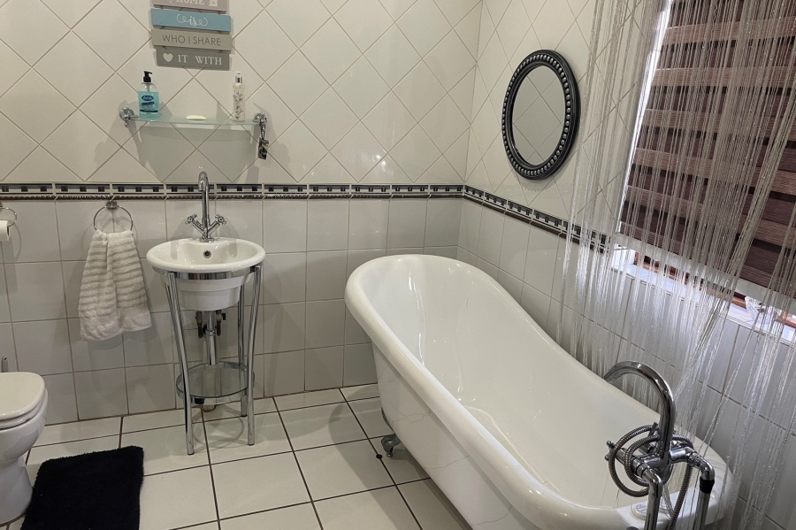 5 Bedroom Property for Sale in Kriel Mpumalanga