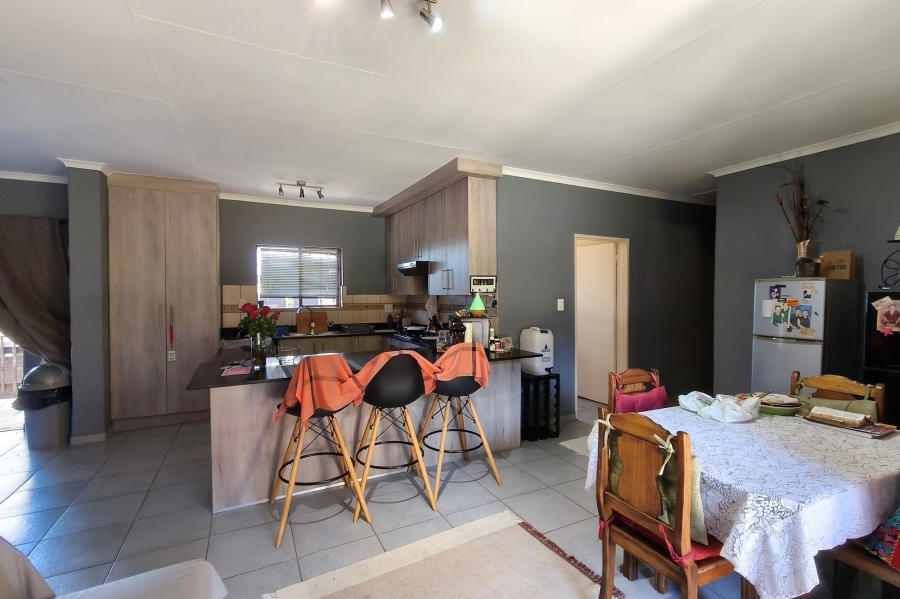 2 Bedroom Property for Sale in Stonehenge Mpumalanga
