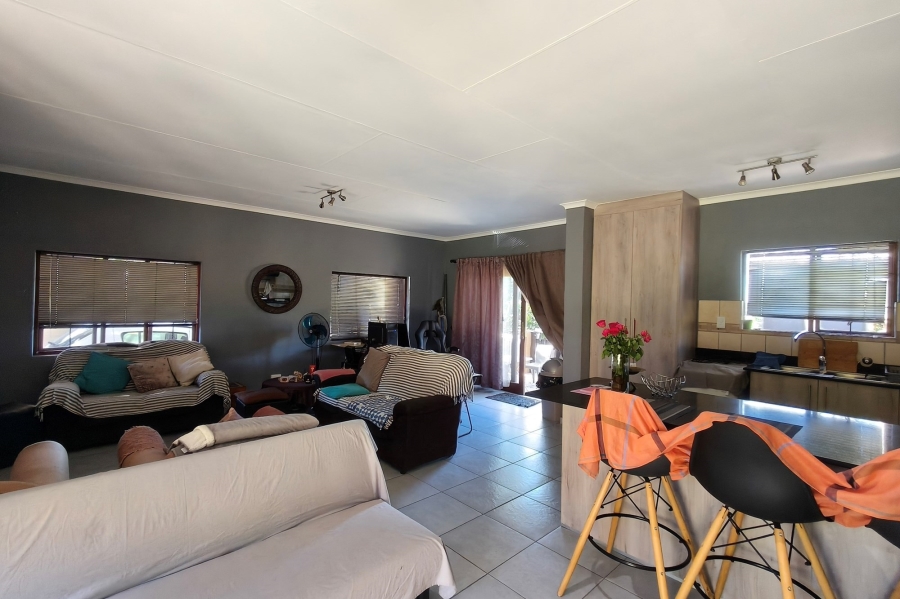 2 Bedroom Property for Sale in Stonehenge Mpumalanga