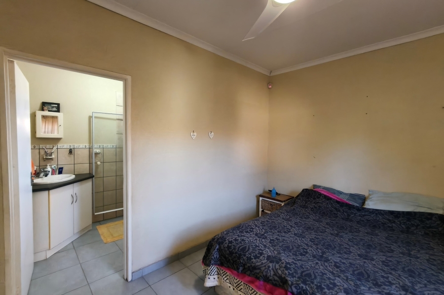 2 Bedroom Property for Sale in Stonehenge Mpumalanga