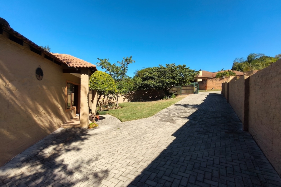 2 Bedroom Property for Sale in Stonehenge Mpumalanga
