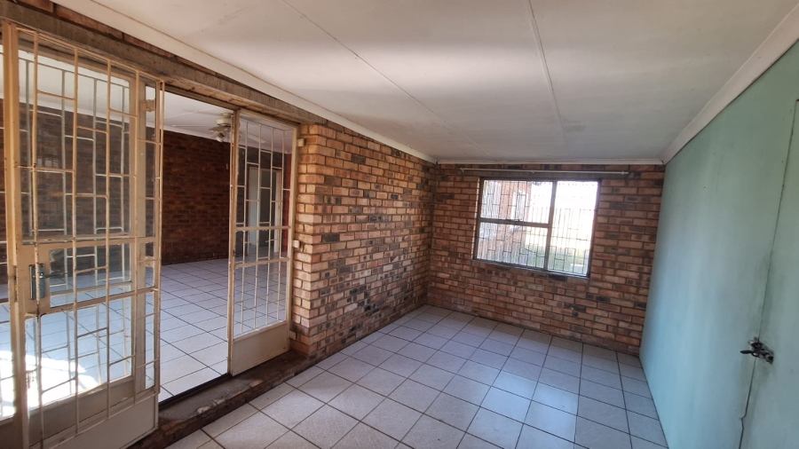 Commercial Property for Sale in Jackaroo A H Mpumalanga