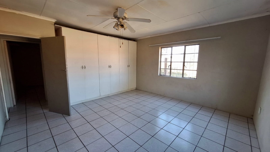Commercial Property for Sale in Jackaroo A H Mpumalanga