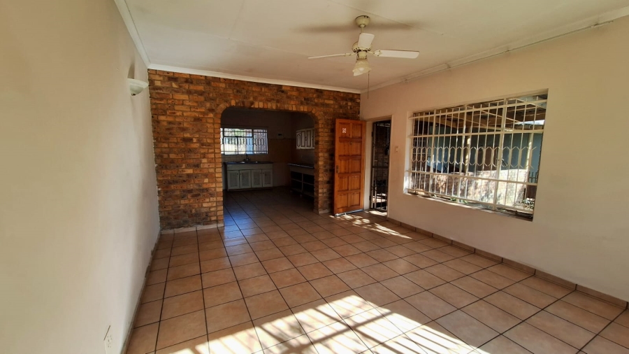 Commercial Property for Sale in Jackaroo A H Mpumalanga