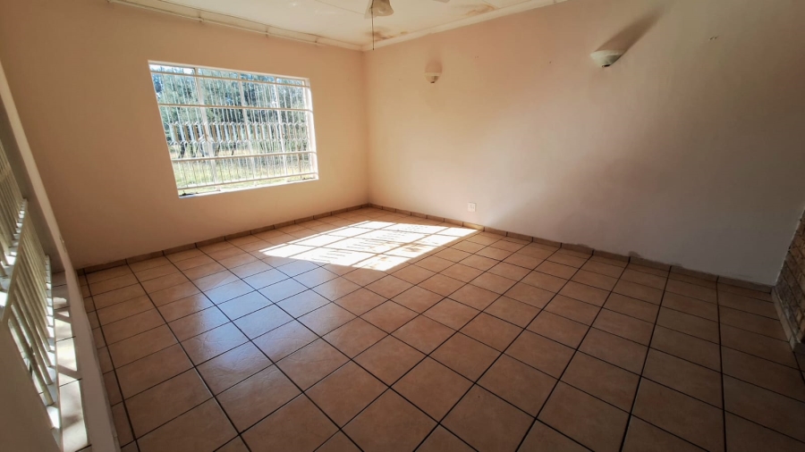 Commercial Property for Sale in Jackaroo A H Mpumalanga