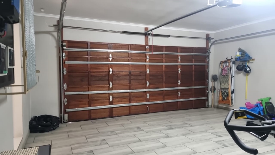 To Let 4 Bedroom Property for Rent in Riverside Park Mpumalanga