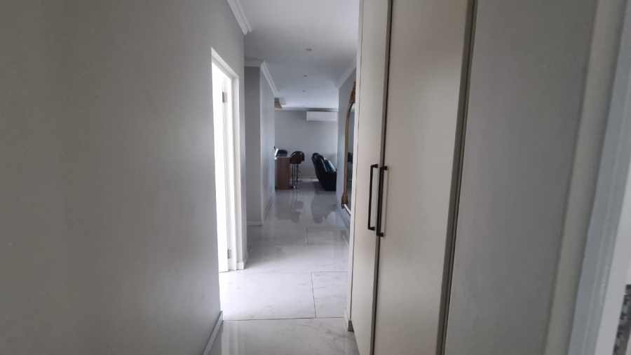 To Let 4 Bedroom Property for Rent in Riverside Park Mpumalanga