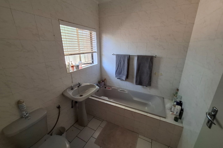 3 Bedroom Property for Sale in Aerorand Mpumalanga