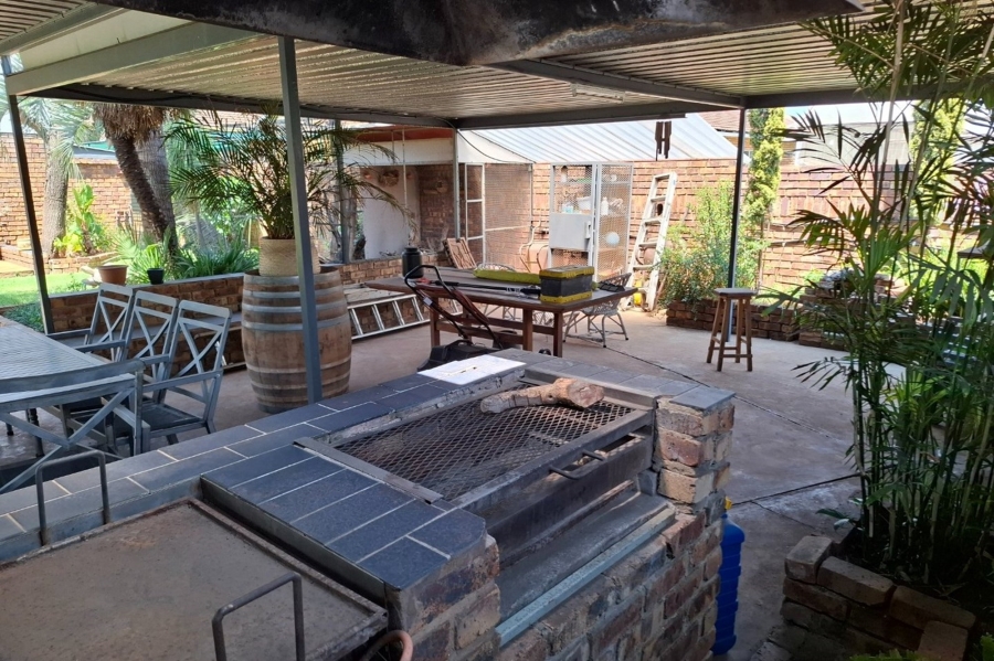 3 Bedroom Property for Sale in Aerorand Mpumalanga