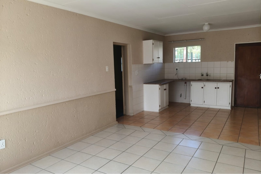 To Let 2 Bedroom Property for Rent in Noordrand Mpumalanga