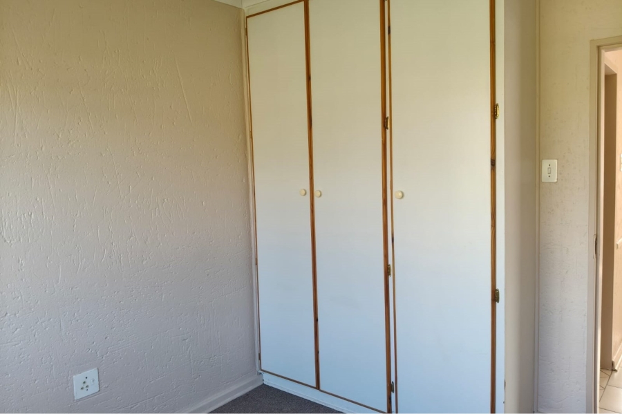 To Let 2 Bedroom Property for Rent in Noordrand Mpumalanga