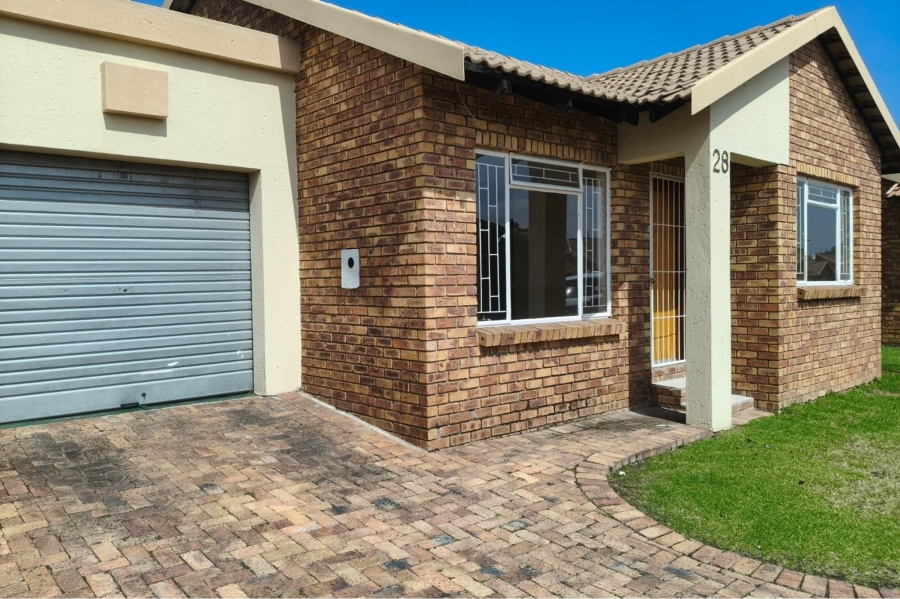 To Let 2 Bedroom Property for Rent in Noordrand Mpumalanga