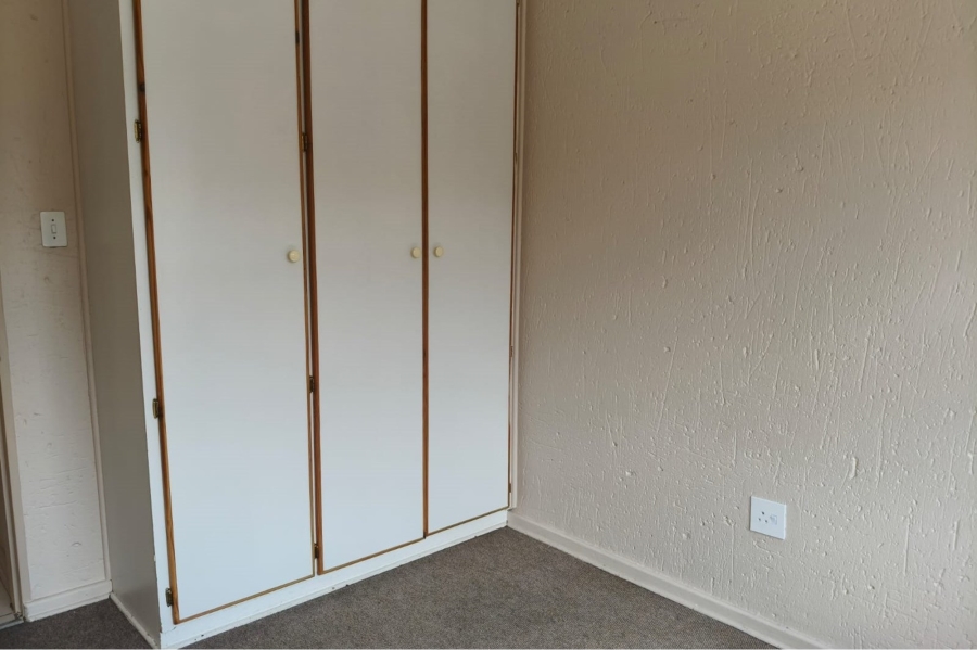 To Let 2 Bedroom Property for Rent in Noordrand Mpumalanga