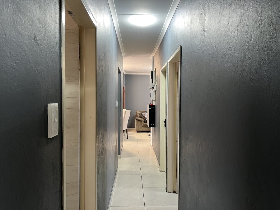 3 Bedroom Property for Sale in Kwaguqa Mpumalanga